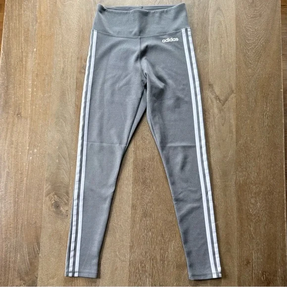 ✝️ adidas | LIKE NEW • Grey 3-Stripes Tights - Picture 4 of 13